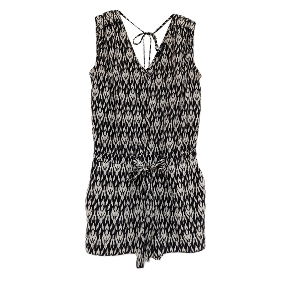 Ikat Print Black/ Cream Geometric V Neck Tank Drawstring Waist Romper- sz S - Picture 2 of 5